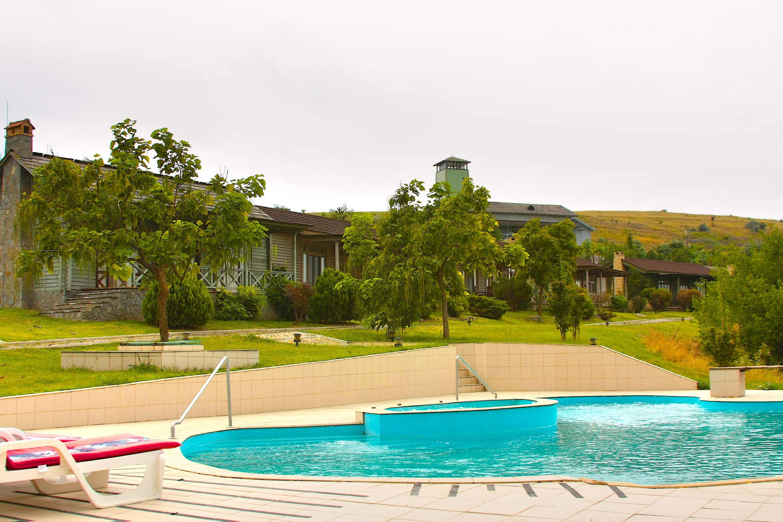 Piscină
